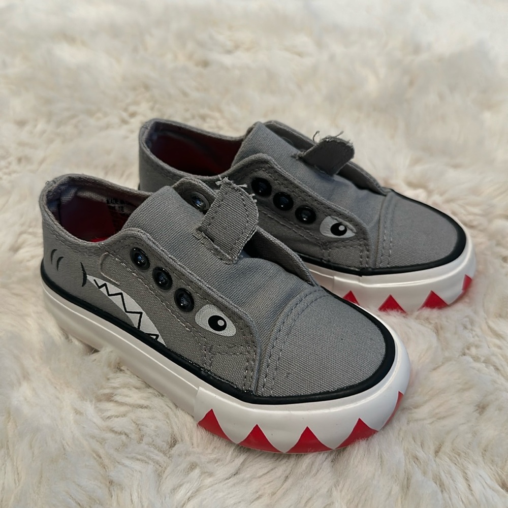 Lily & Dan Slip On Toddler Shark Shoes Size 7/8